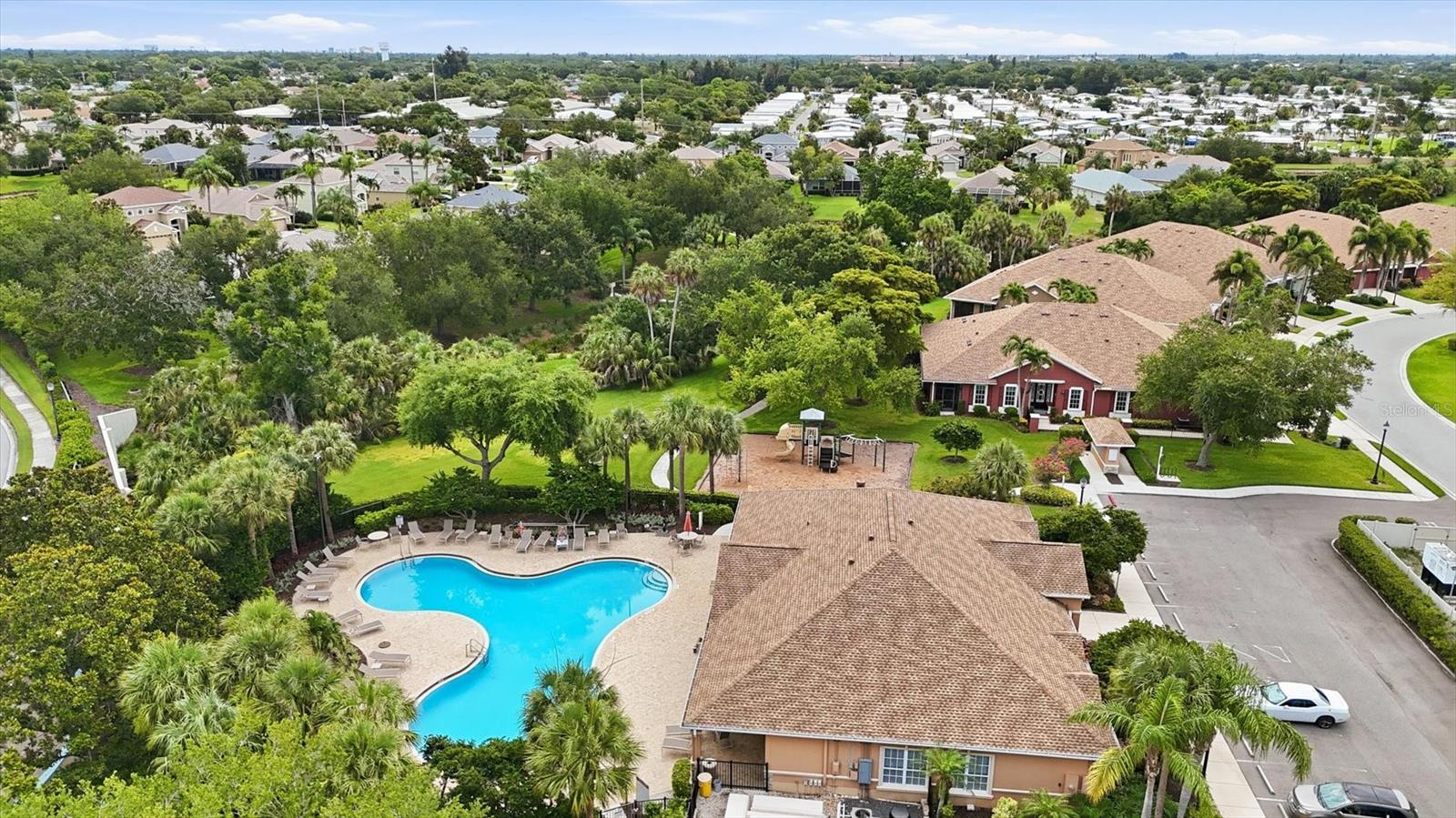 PALMA SOLA TRACE - Residential