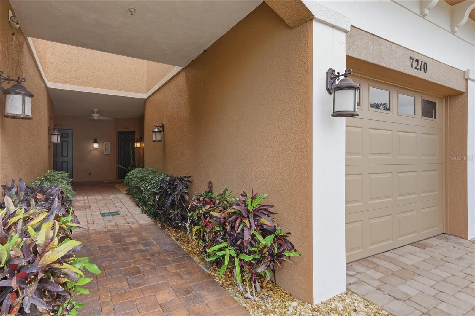 PALMA SOLA TRACE - Residential