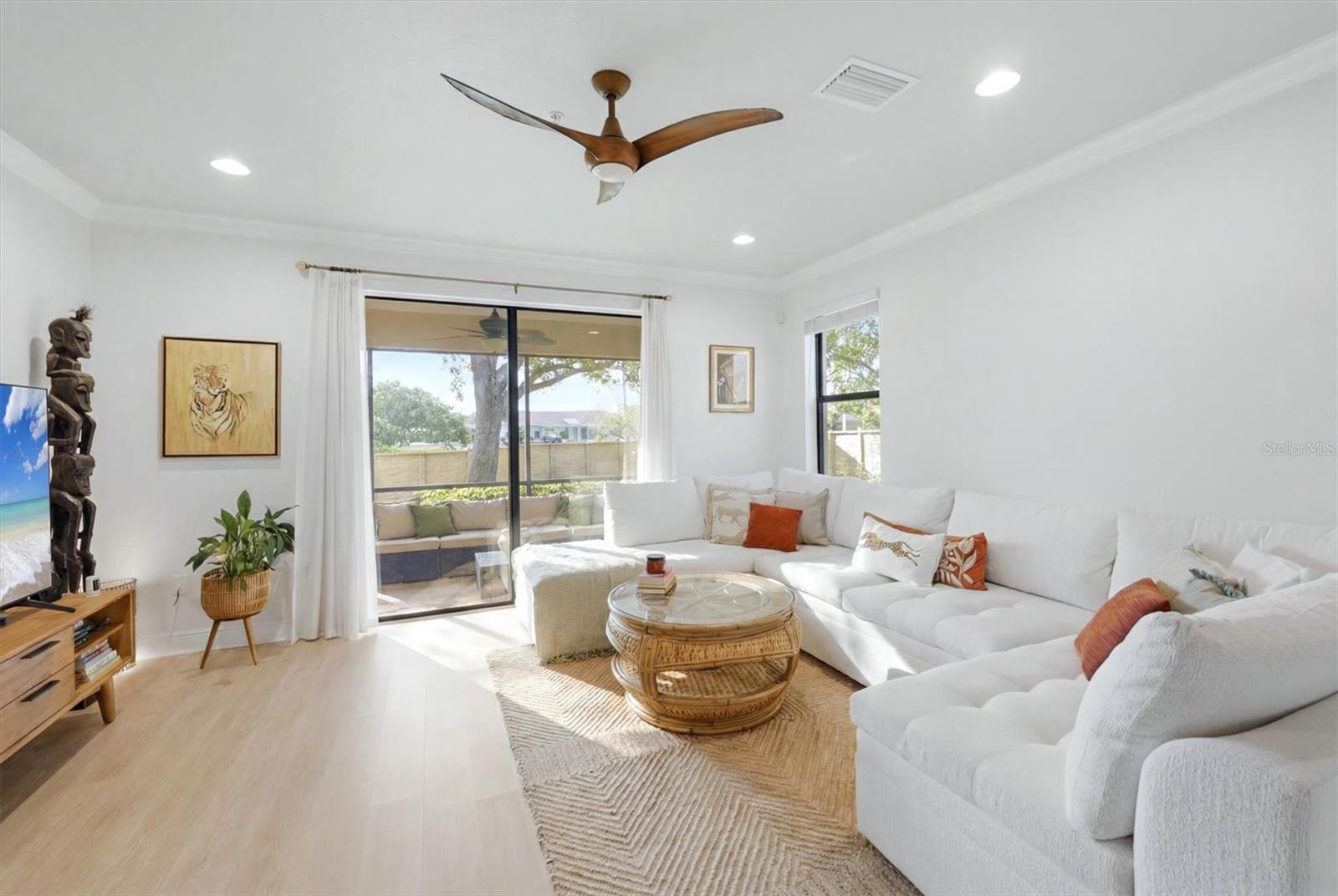 PALMA SOLA TRACE - Residential