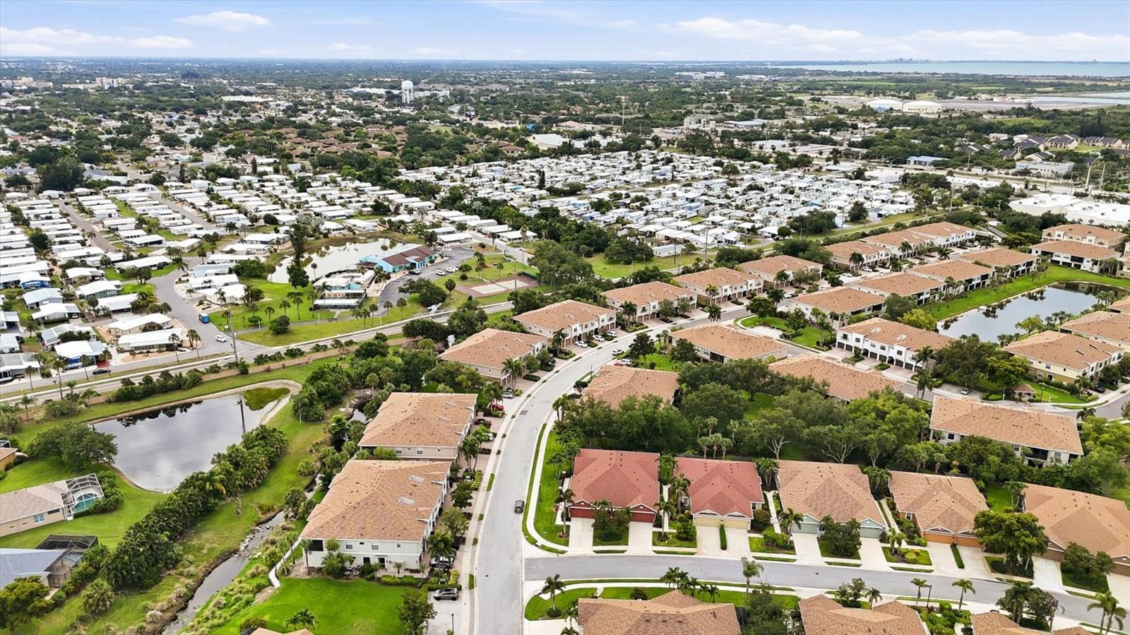 PALMA SOLA TRACE - Residential