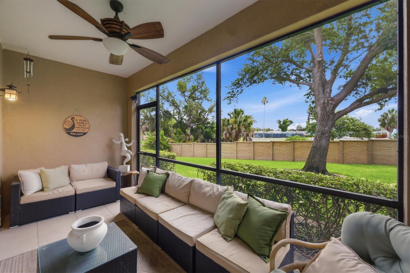 PALMA SOLA TRACE - Residential