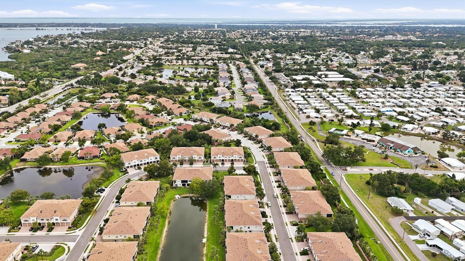 PALMA SOLA TRACE - Residential