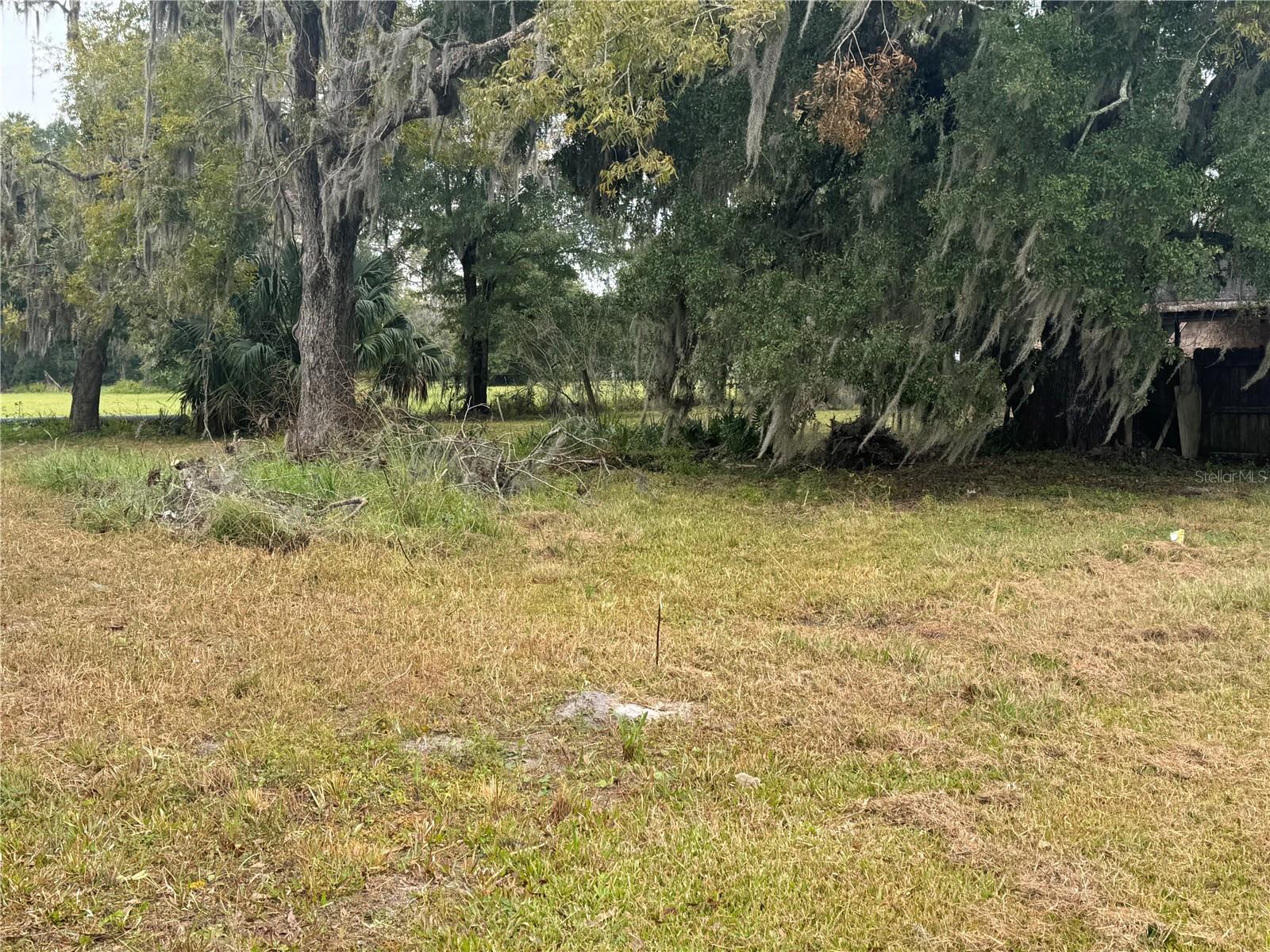 SIMON J TEMPLE'S SUBDIVISION - Land
