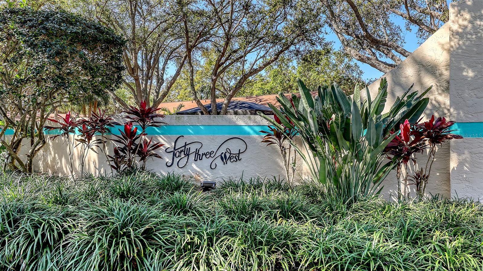 FORTY THREE WEST OAKS - Residential