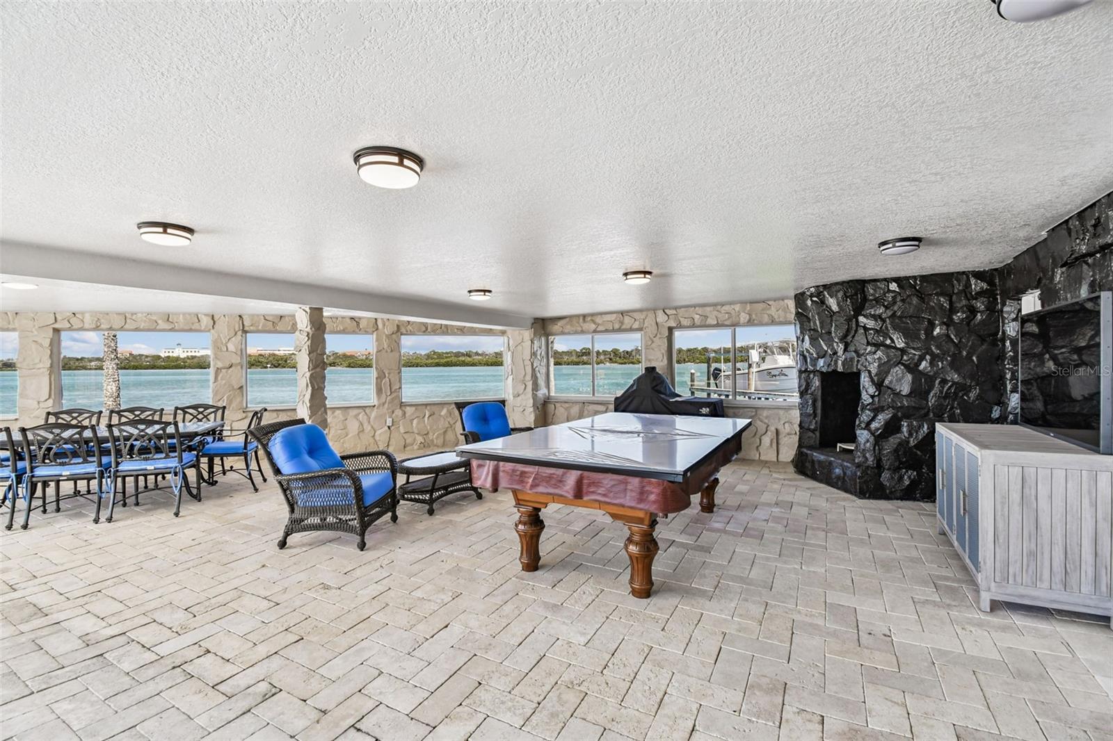 CRYSTAL ISLAND 2ND ADD - Residential