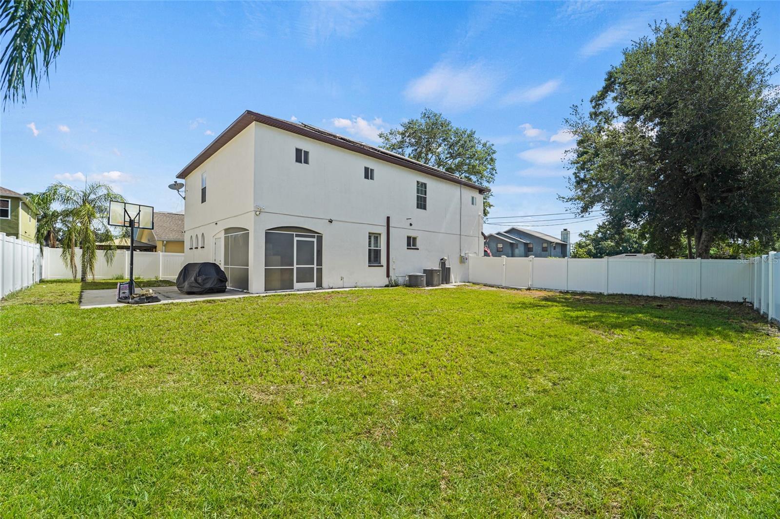 RIO VISTA - Residential
