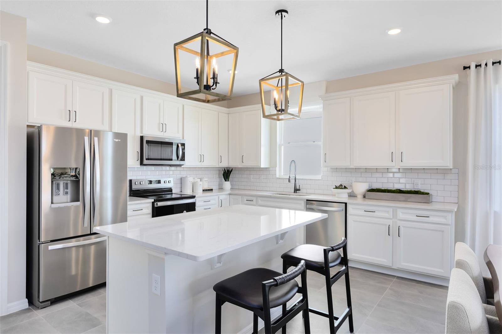 PARKSIDE TRAILS - Residential