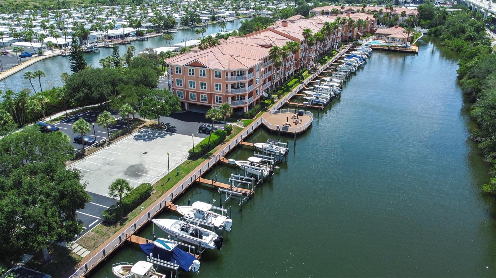 CULBREATH KEY BAYSIDE CONDOMIN - Residential
