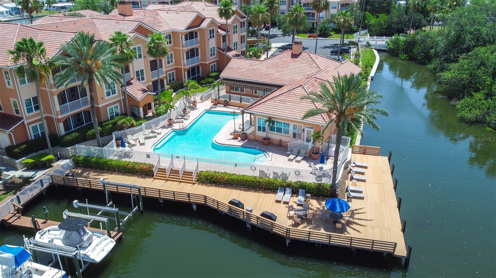 CULBREATH KEY BAYSIDE CONDOMIN - Residential