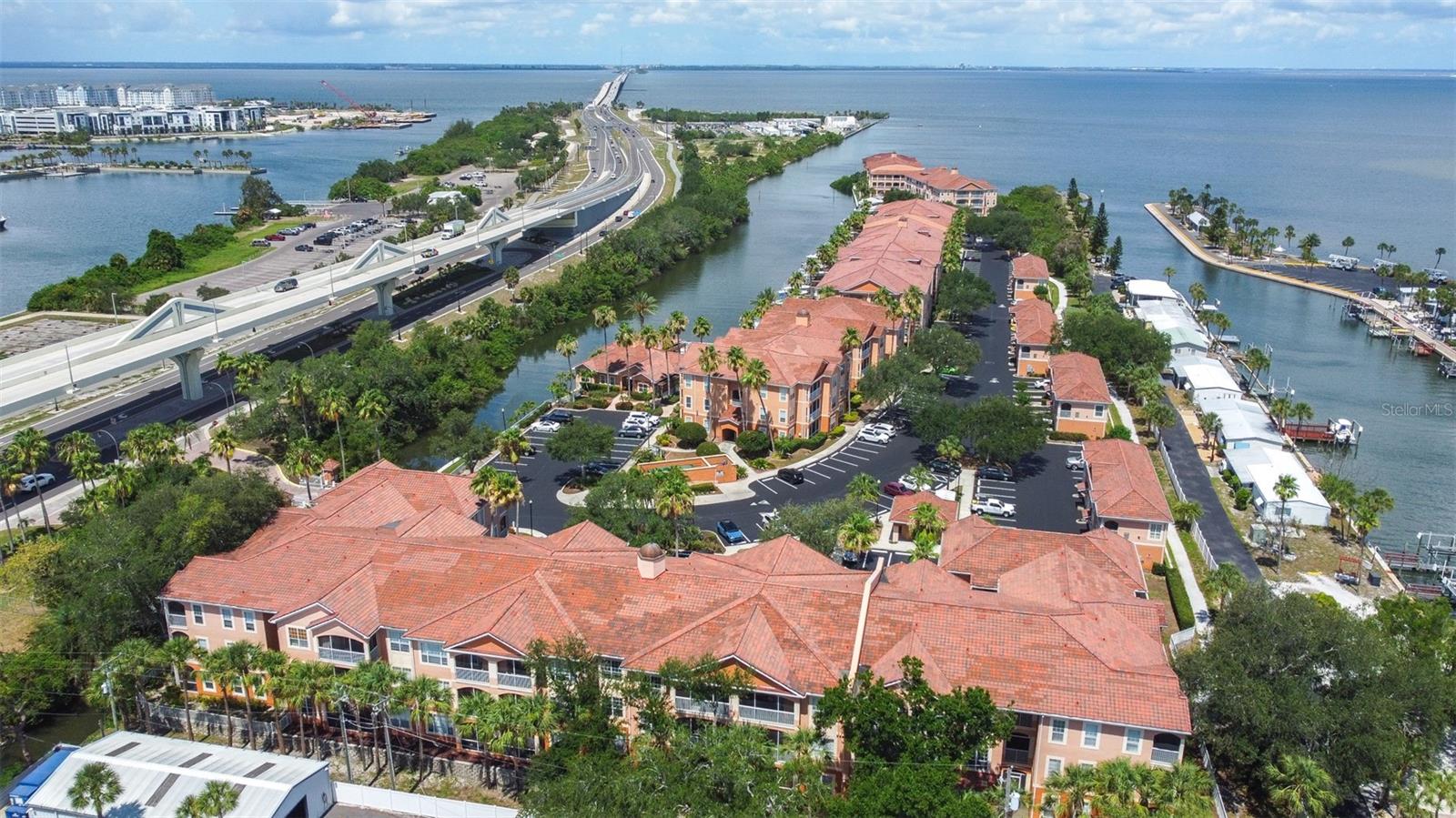 CULBREATH KEY BAYSIDE CONDOMIN - Residential