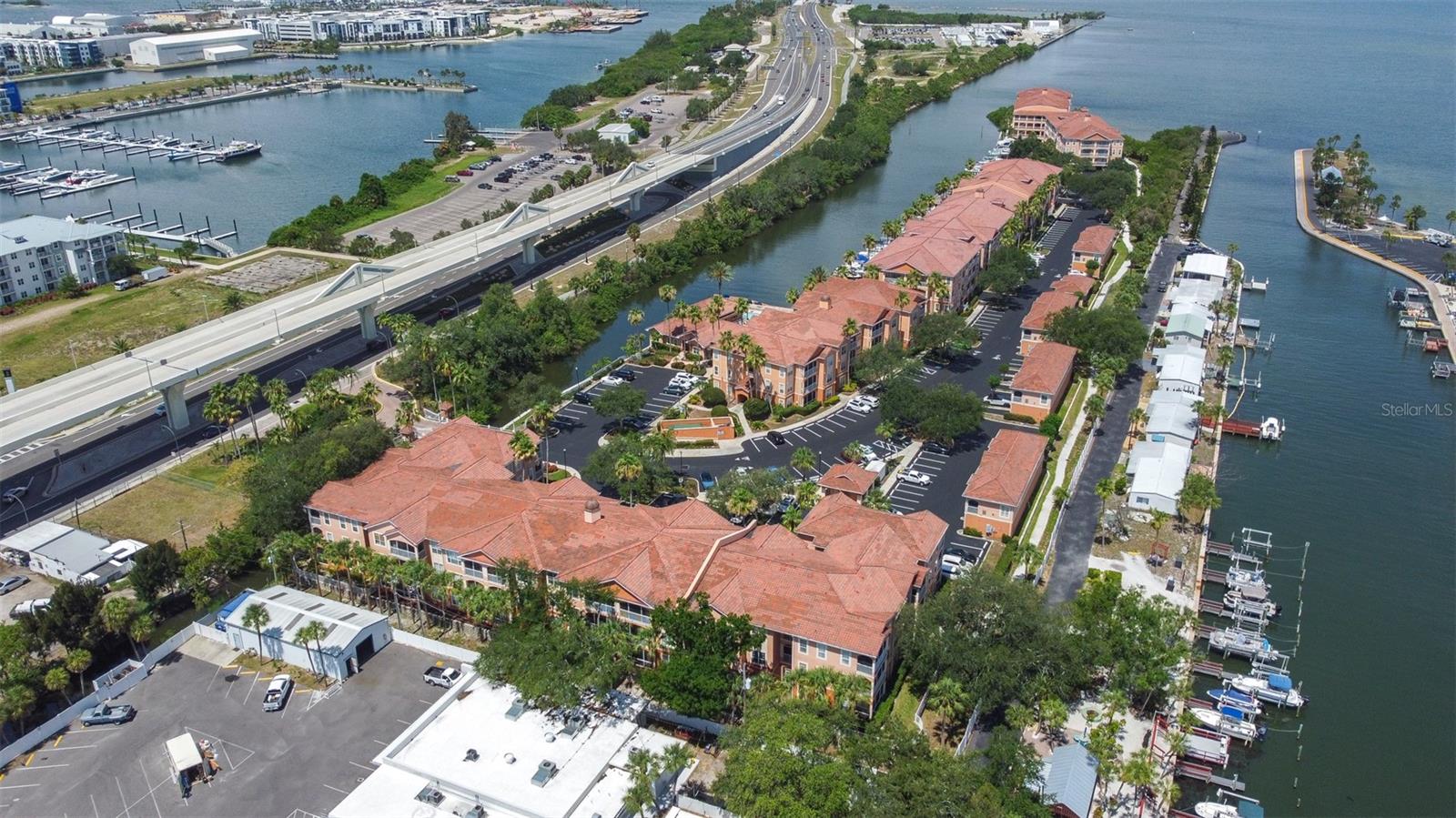 CULBREATH KEY BAYSIDE CONDOMIN - Residential
