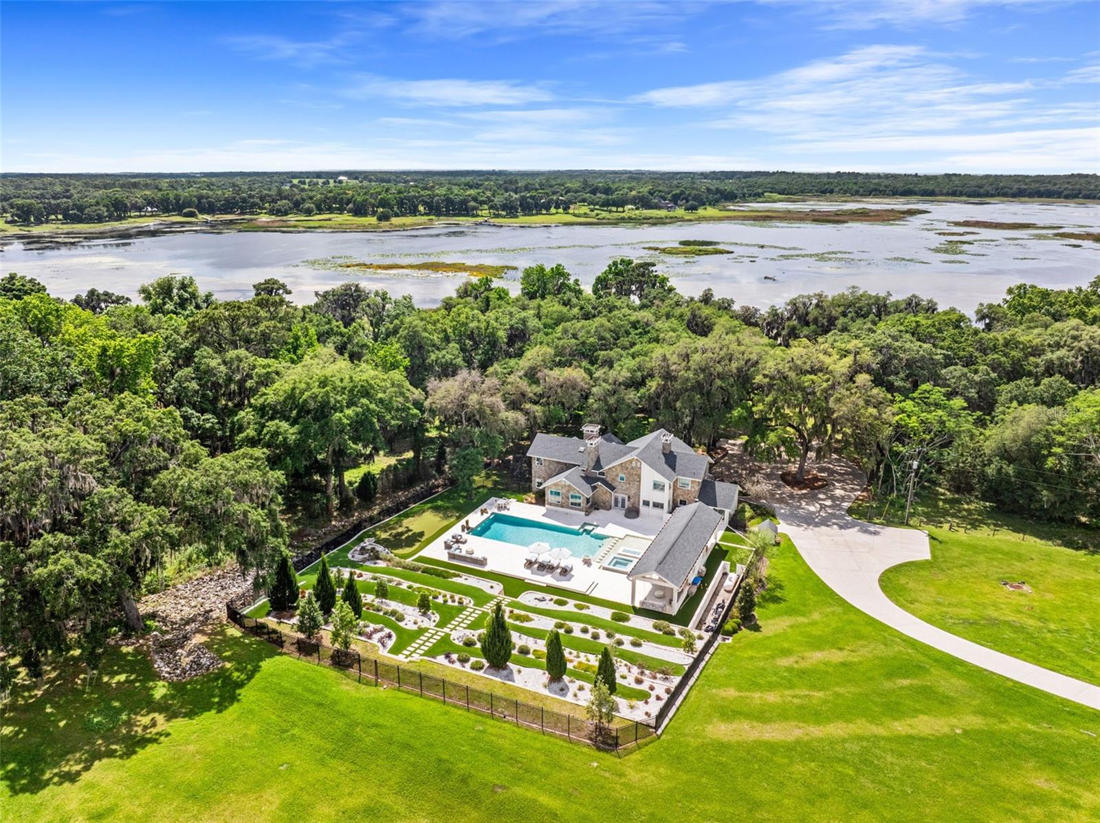 ACREAGE - Residential