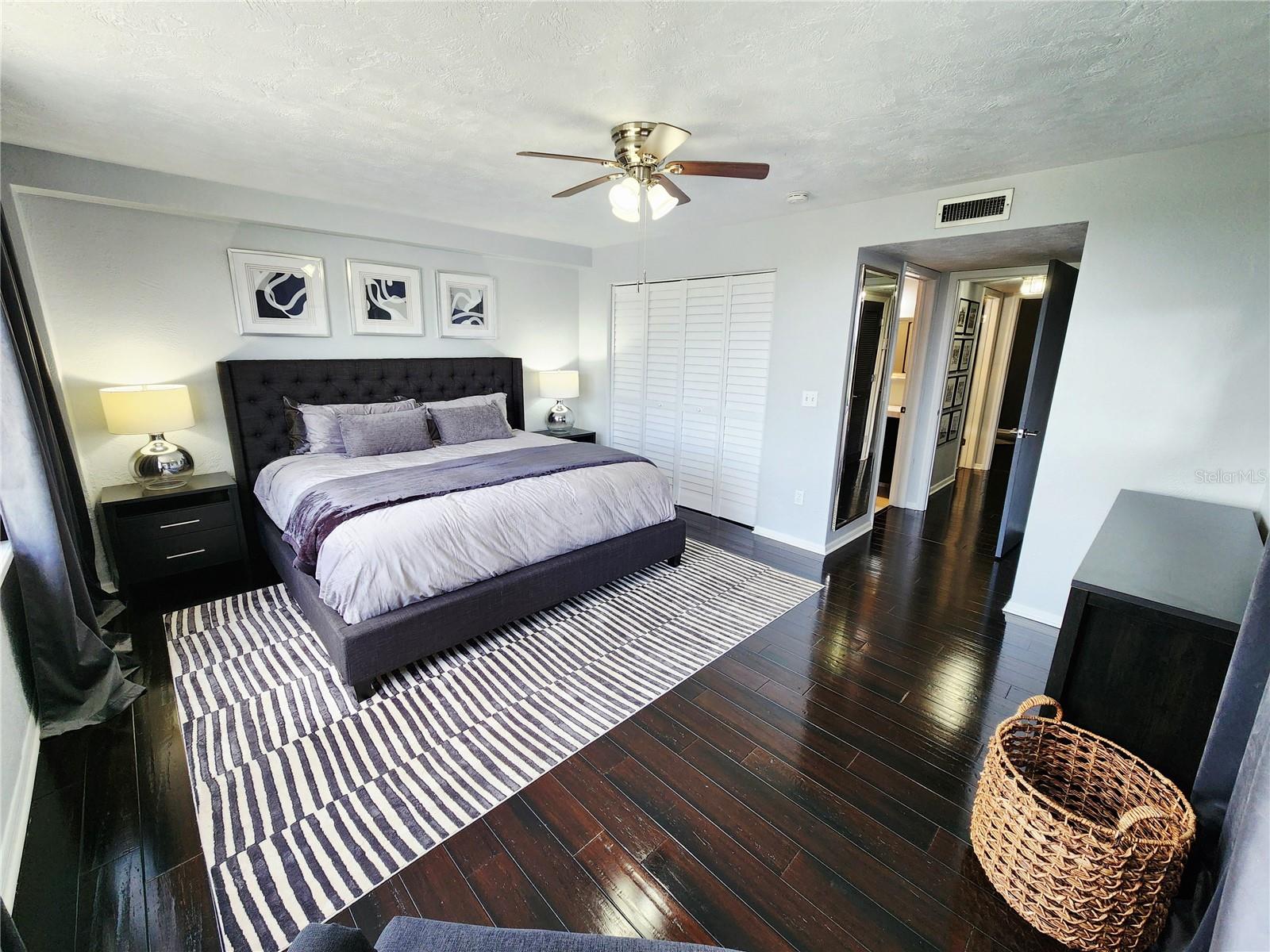 RACQUET CLUB NORTHEAST CONDO THE - Residential