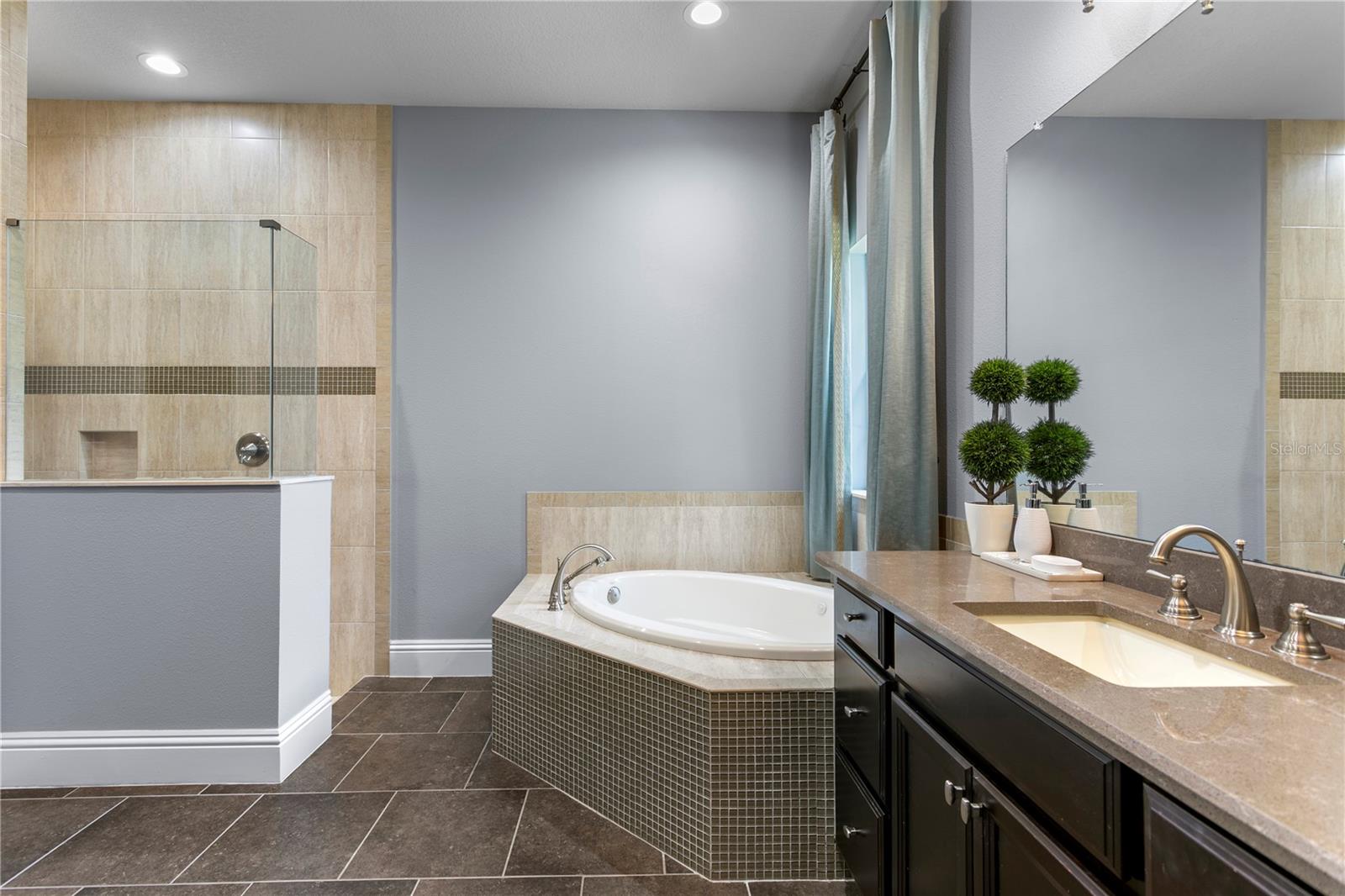 FISHHAWK RANCH - PRESERVE - Residential