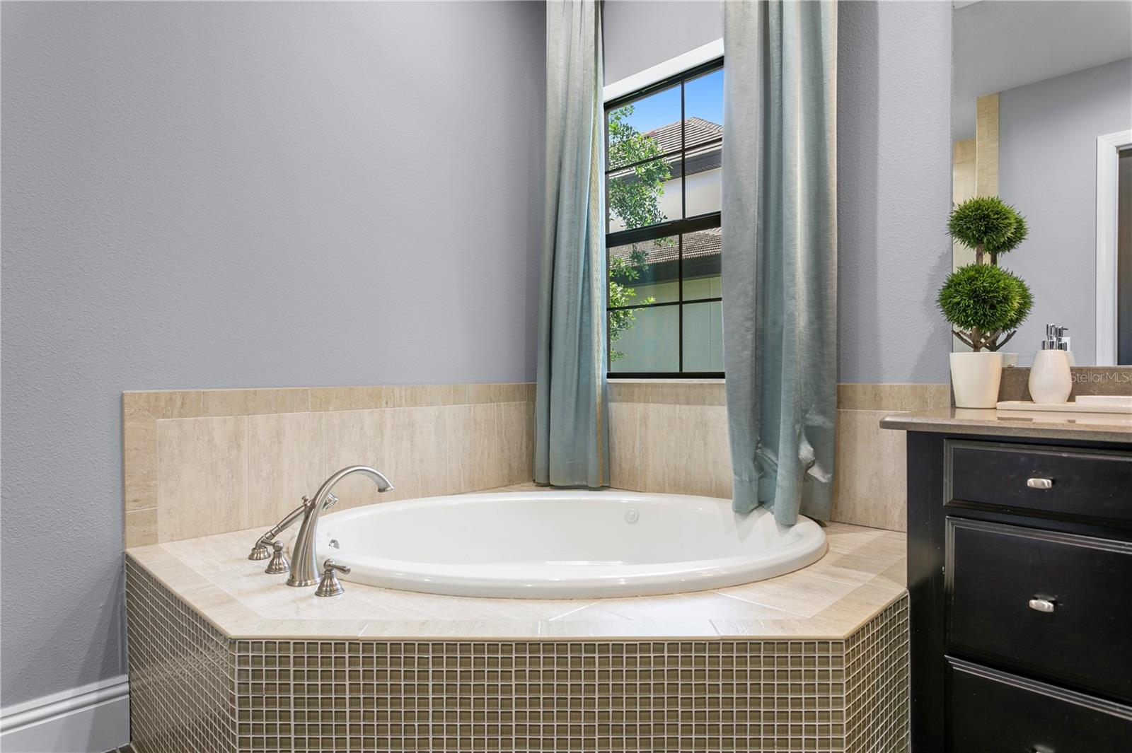 FISHHAWK RANCH - PRESERVE - Residential