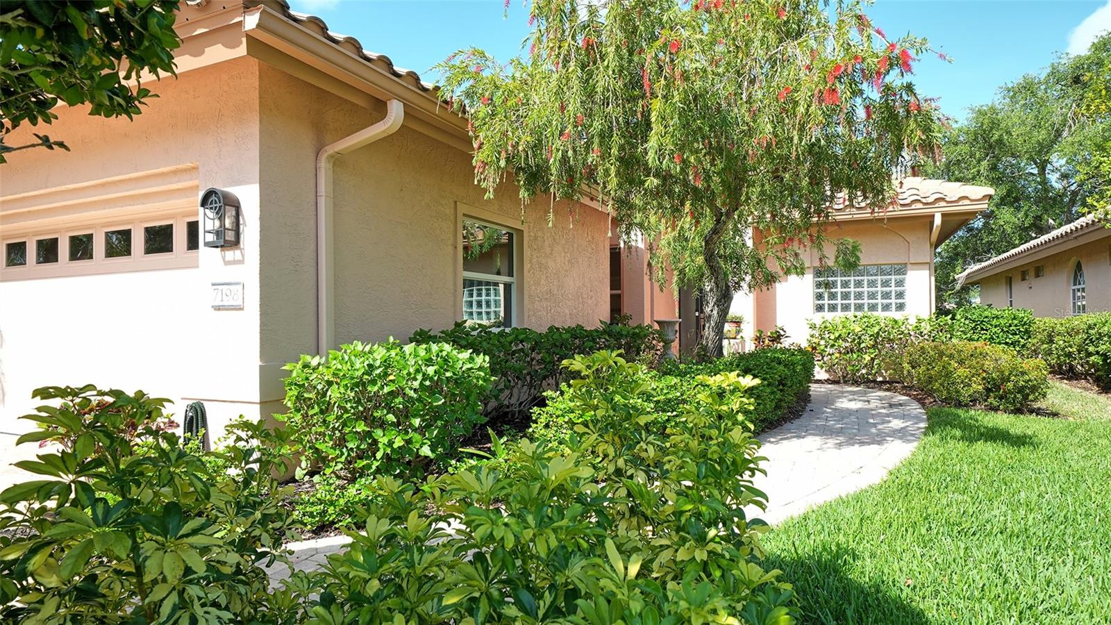 MIRA LAGO AT PALMER RANCH PH 2 - Residential