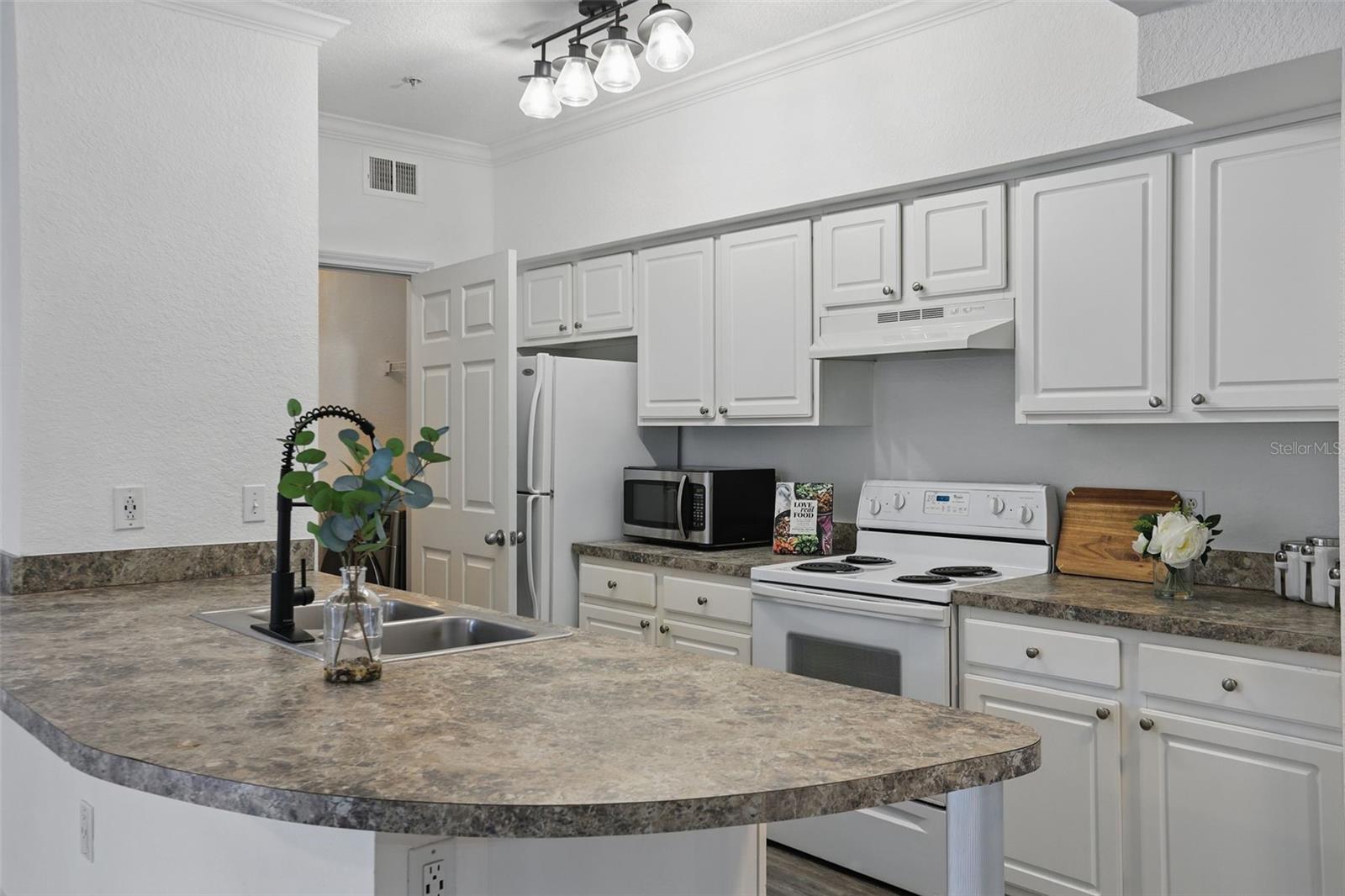 UPTOWN PLACE CONDO - Residential