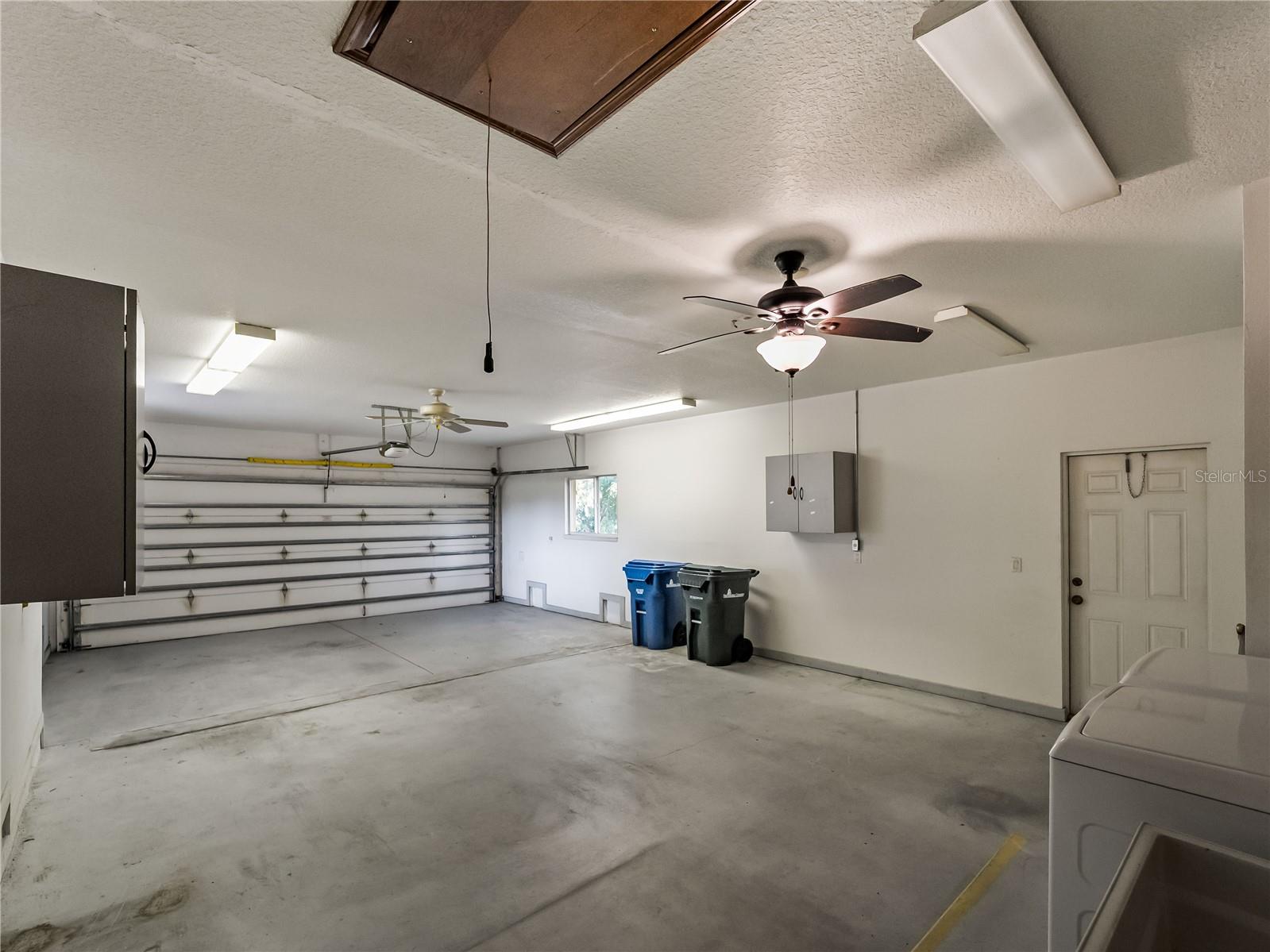 BAY POINT CORR OF - Residential