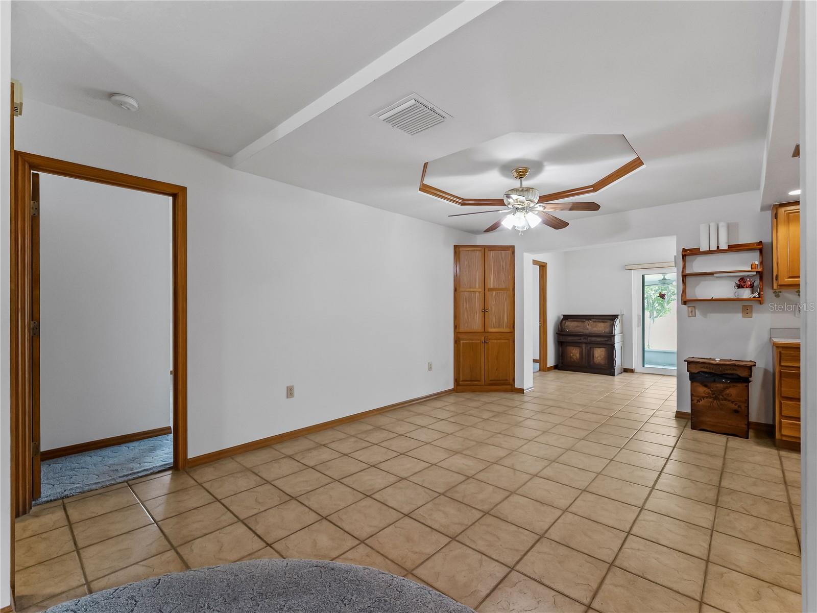 BAY POINT CORR OF - Residential