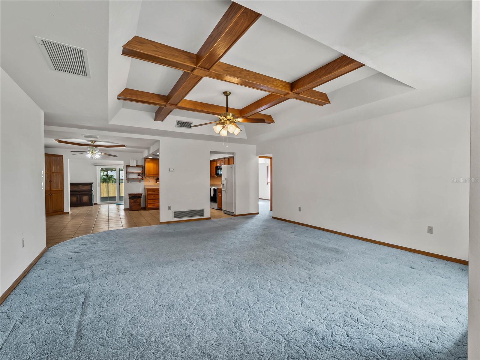 BAY POINT CORR OF - Residential