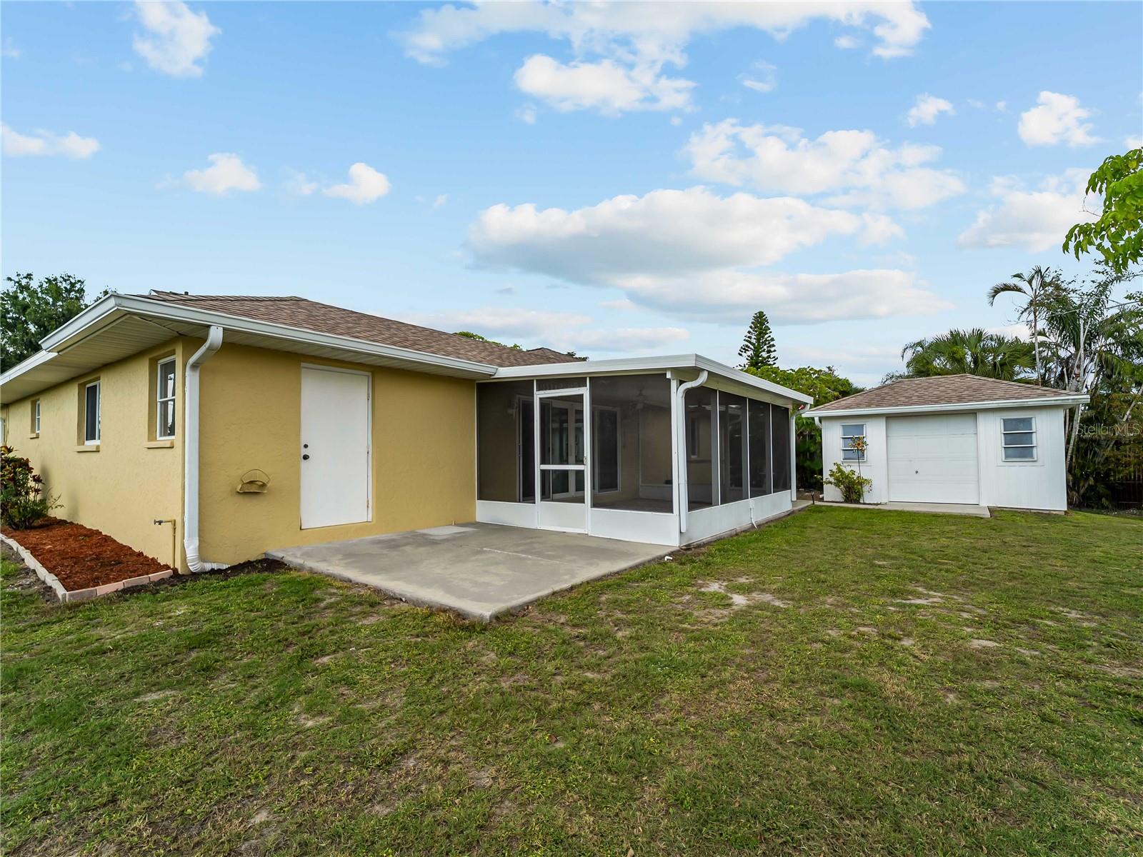 BAY POINT CORR OF - Residential