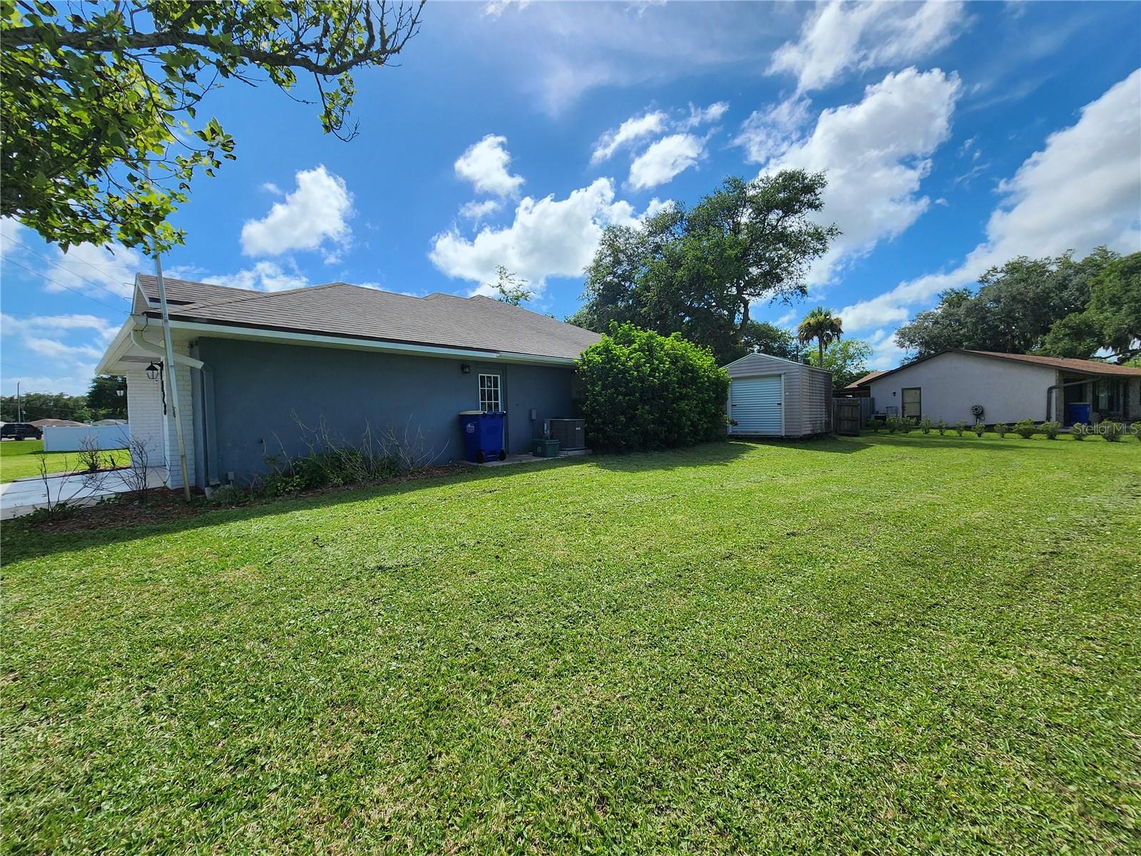 FLORIDA SHORES 01 - Residential Lease