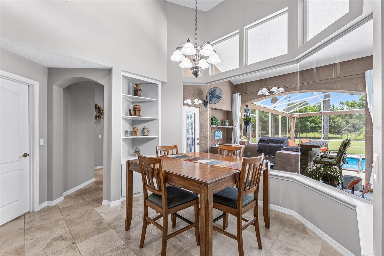 ROYAL RANCH ESTATES FIRST ADD - Residential