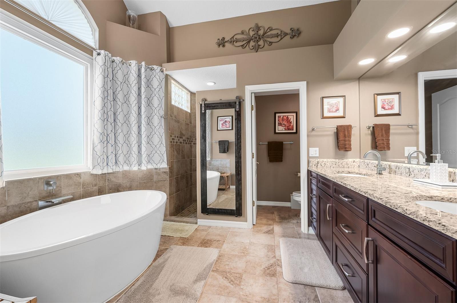ROYAL RANCH ESTATES FIRST ADD - Residential