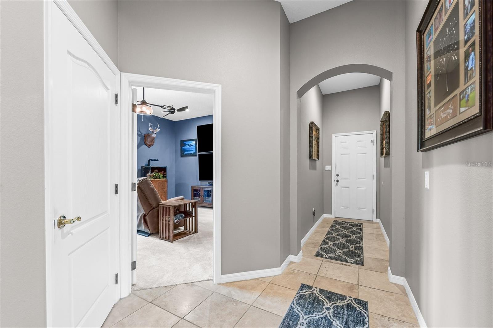 ROYAL RANCH ESTATES FIRST ADD - Residential