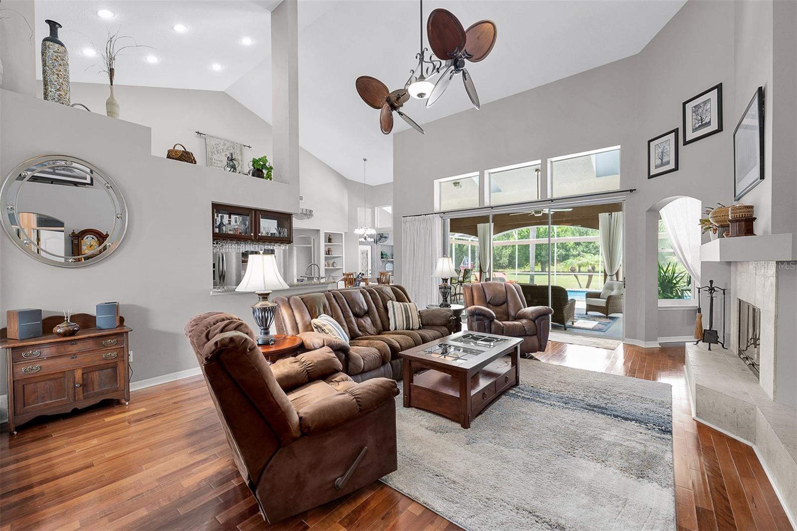 ROYAL RANCH ESTATES FIRST ADD - Residential