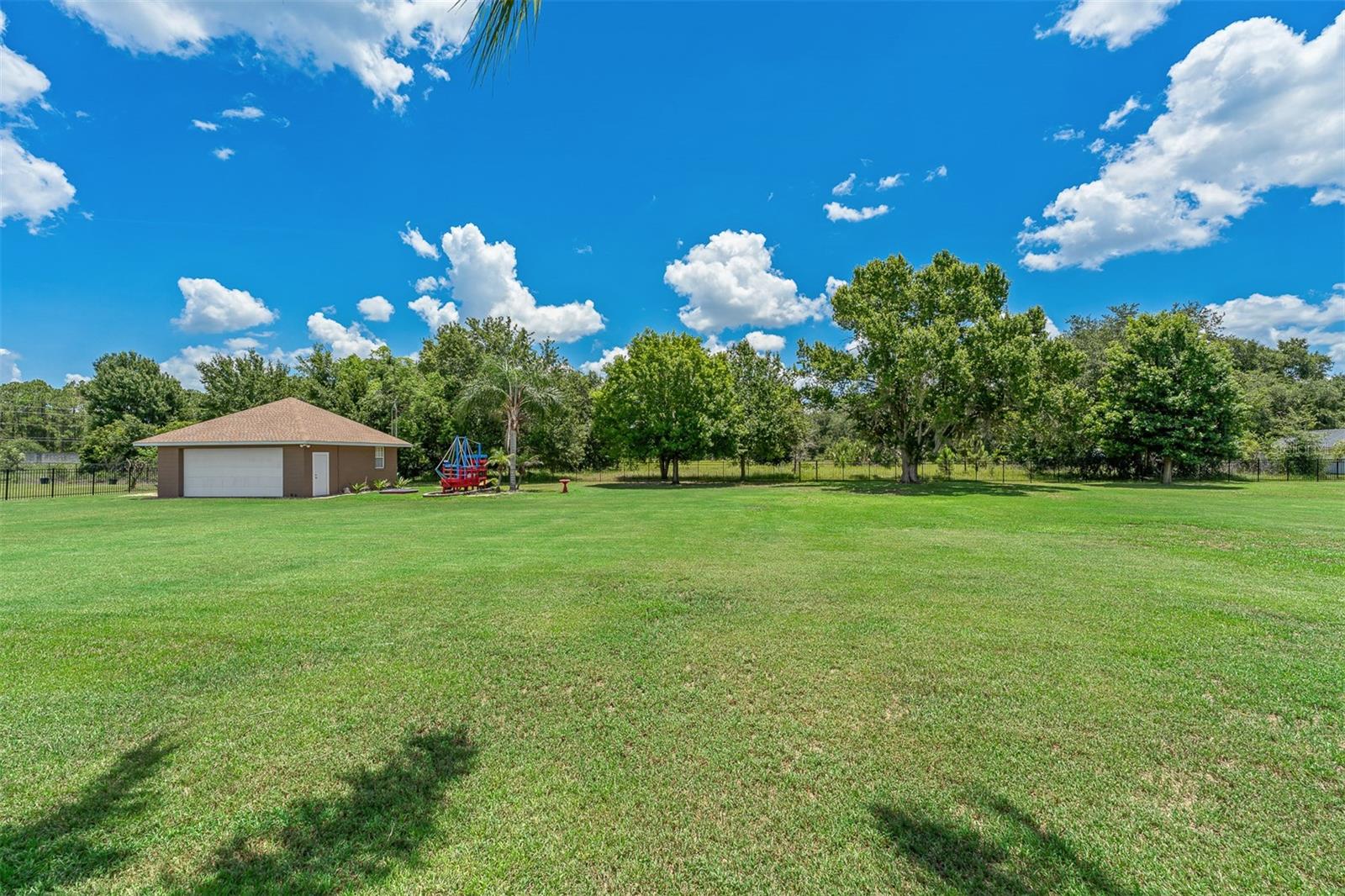 ROYAL RANCH ESTATES FIRST ADD - Residential