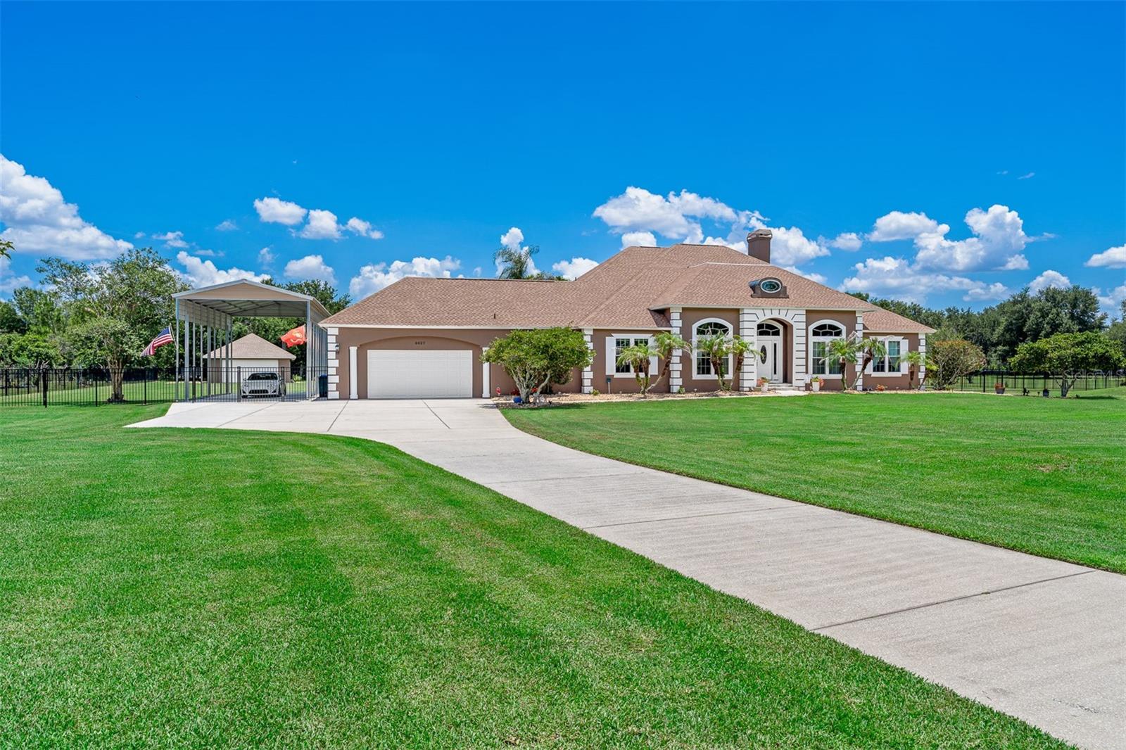ROYAL RANCH ESTATES FIRST ADD - Residential