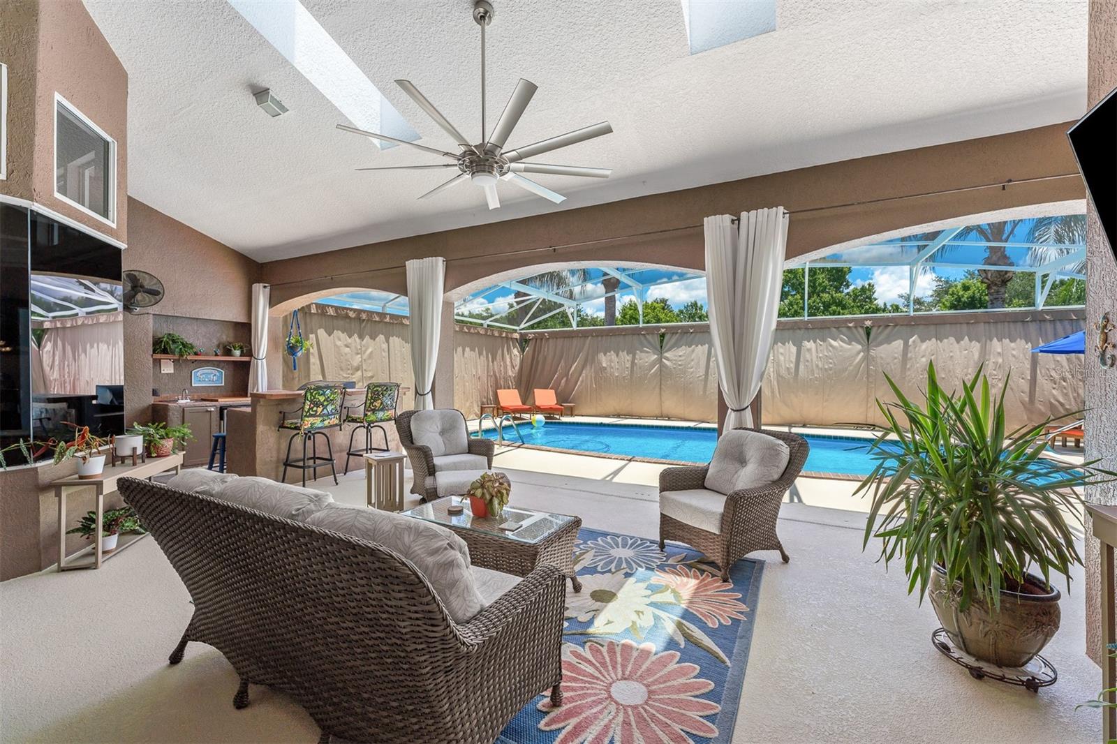ROYAL RANCH ESTATES FIRST ADD - Residential