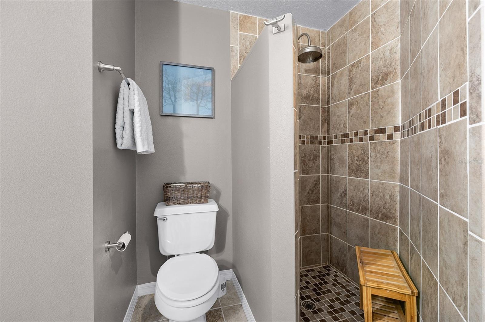 ROYAL RANCH ESTATES FIRST ADD - Residential