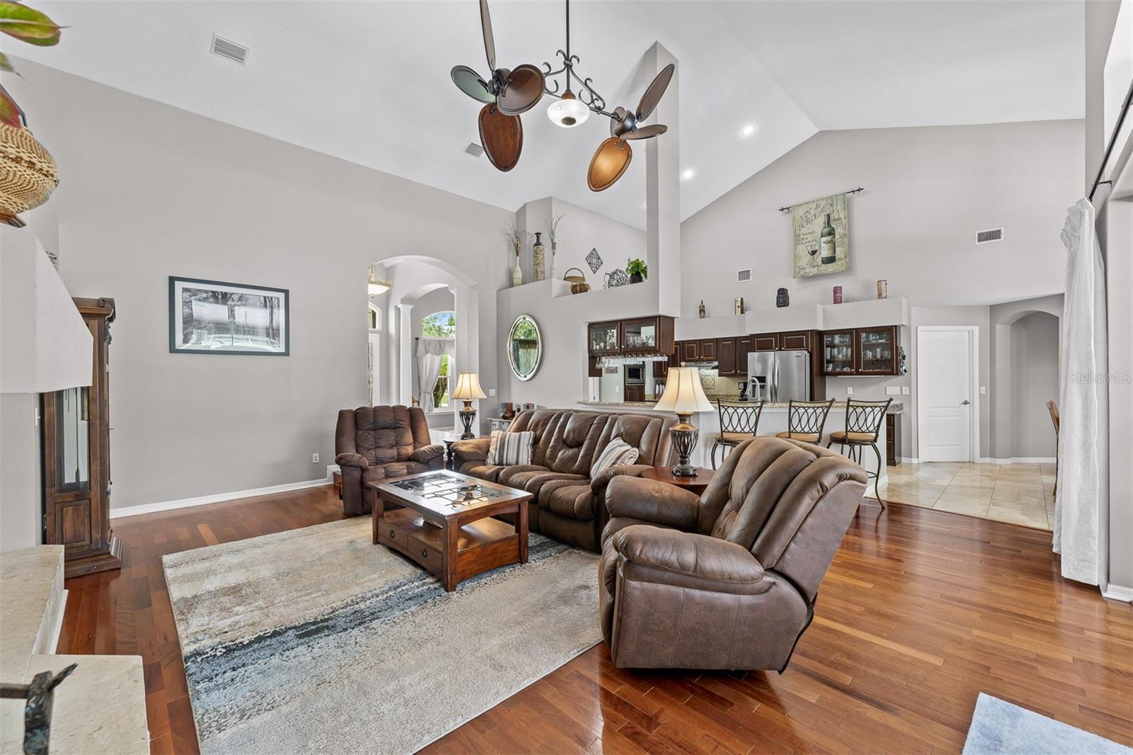 ROYAL RANCH ESTATES FIRST ADD - Residential