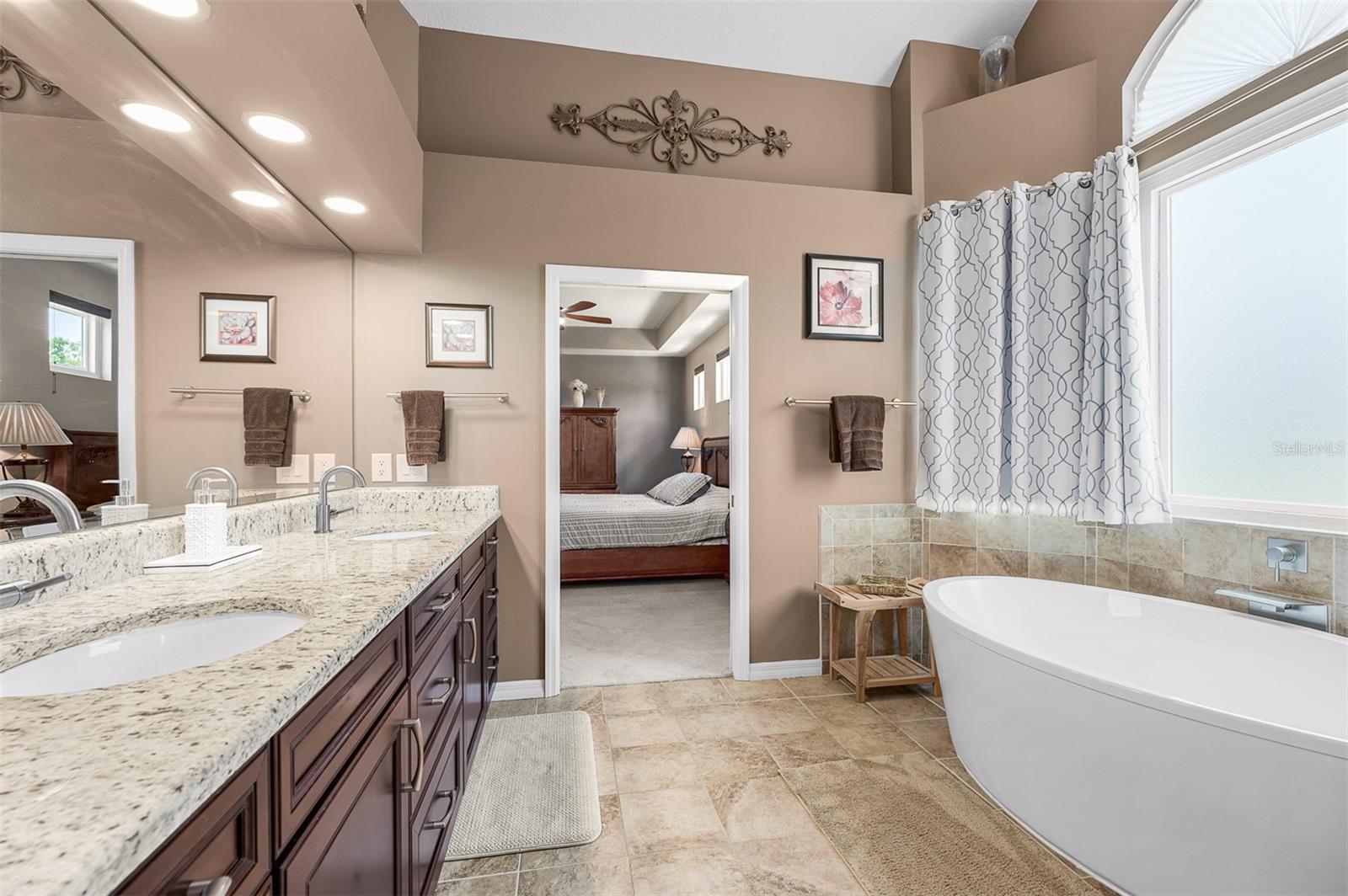 ROYAL RANCH ESTATES FIRST ADD - Residential