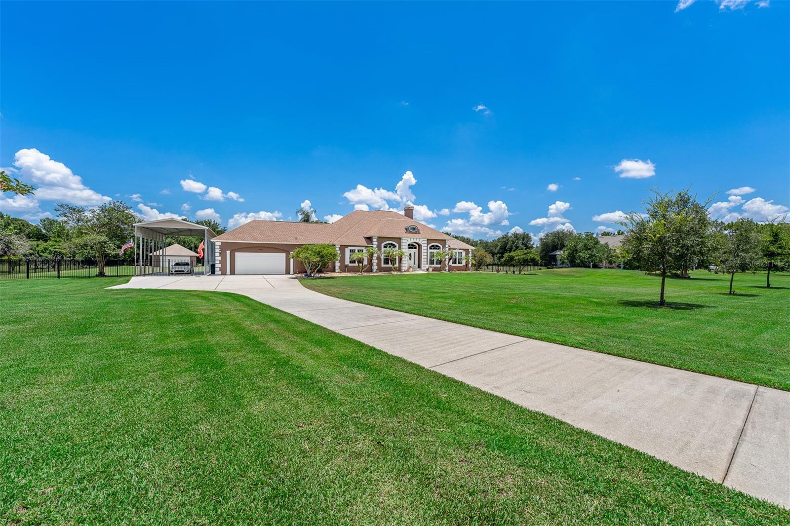 ROYAL RANCH ESTATES FIRST ADD - Residential