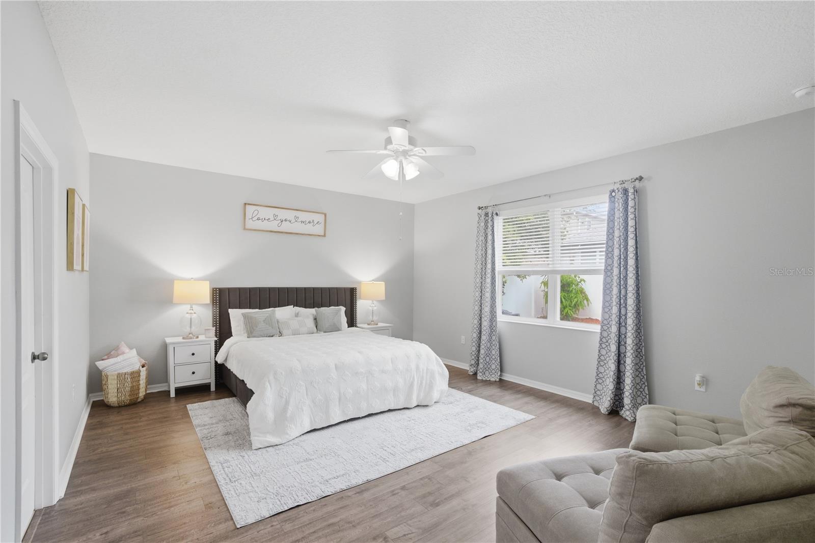 AULINS LANDING AT OVIEDO - PH 2 - Residential