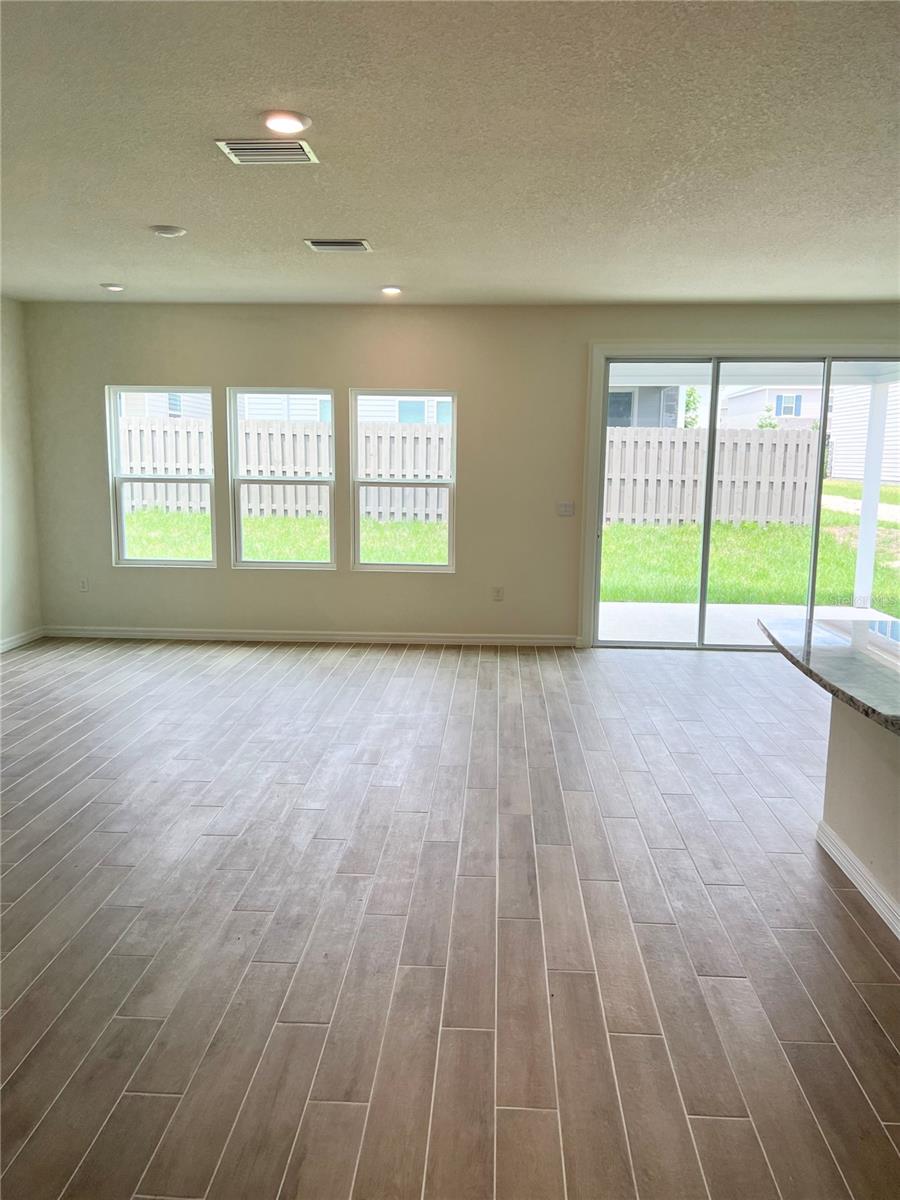 ARBOR GREEN - Residential Lease