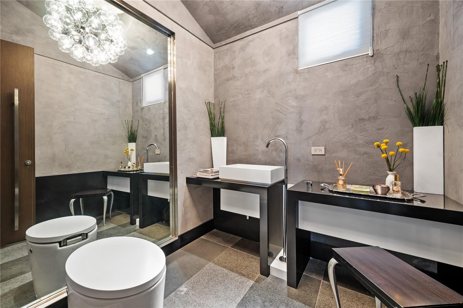 MCLEARY 1800 PH 2 - Residential