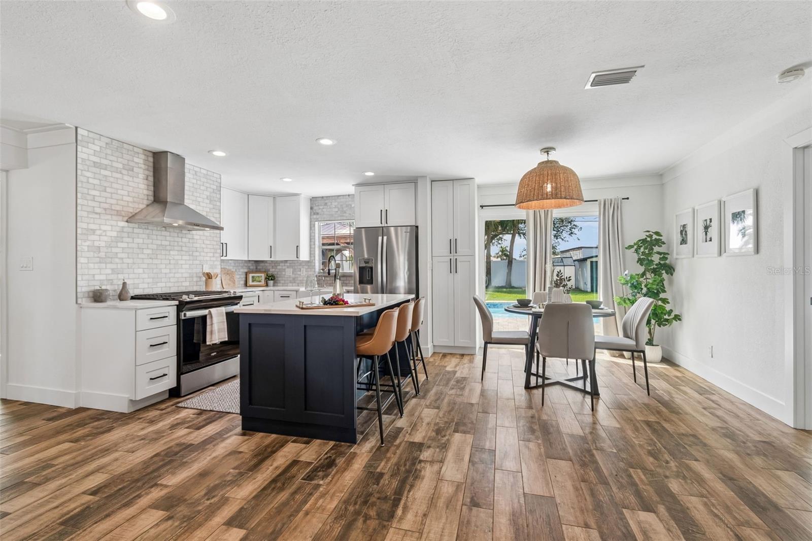 SHORE ACRES EDGEWATER SEC - Residential