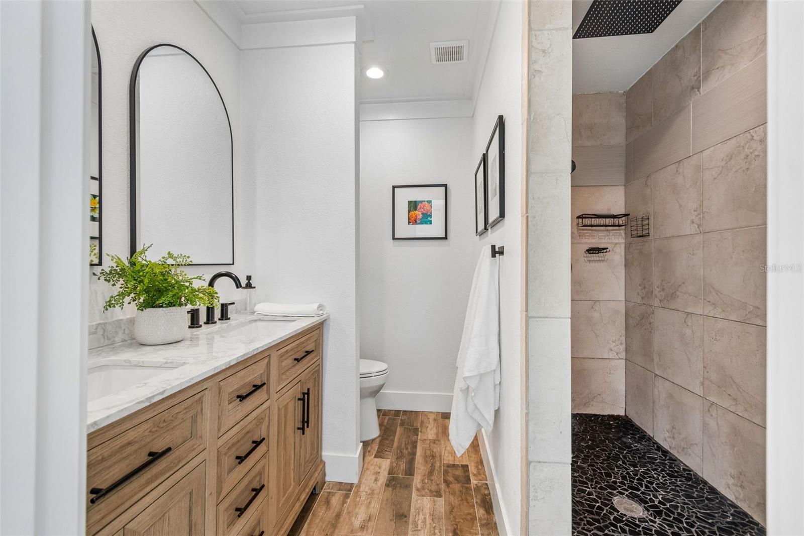 SHORE ACRES EDGEWATER SEC - Residential