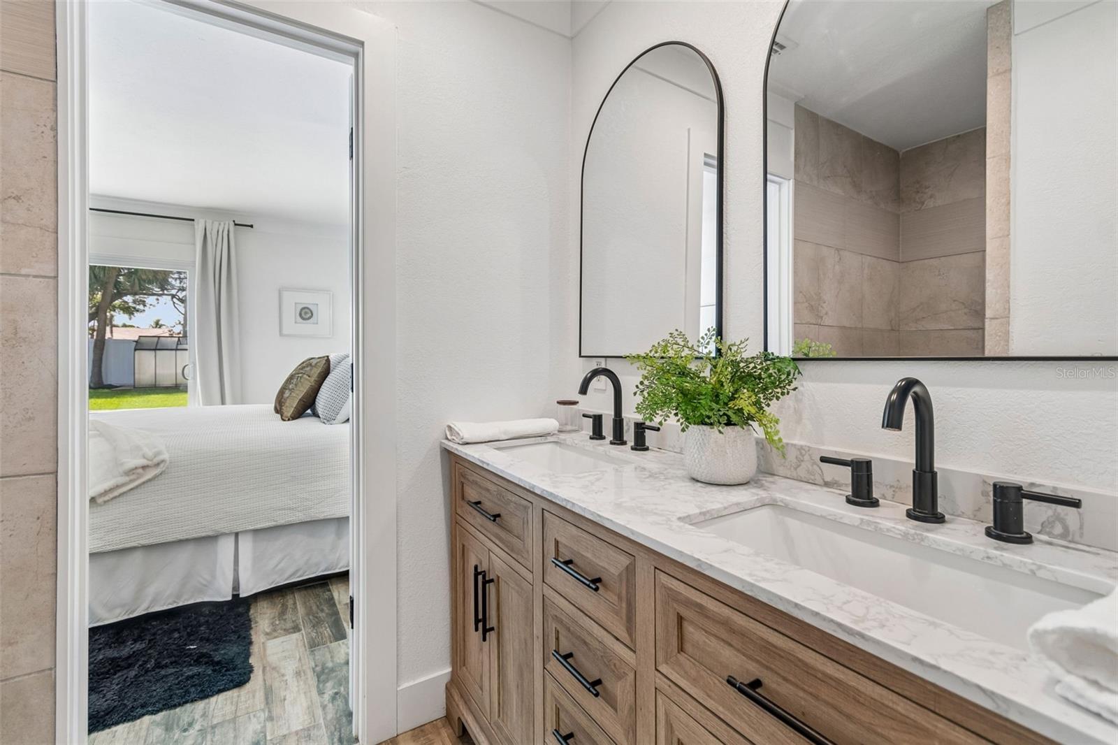 SHORE ACRES EDGEWATER SEC - Residential