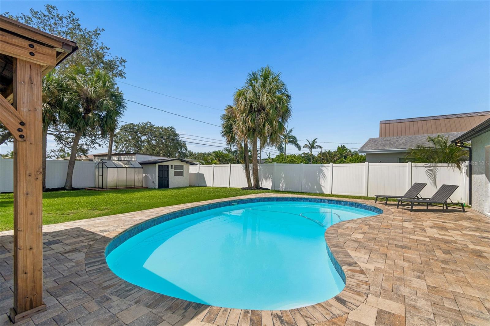 SHORE ACRES EDGEWATER SEC - Residential