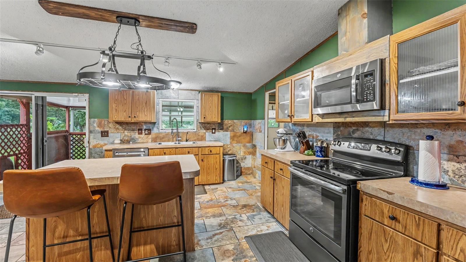FORESTVIEW ESTATES - Residential