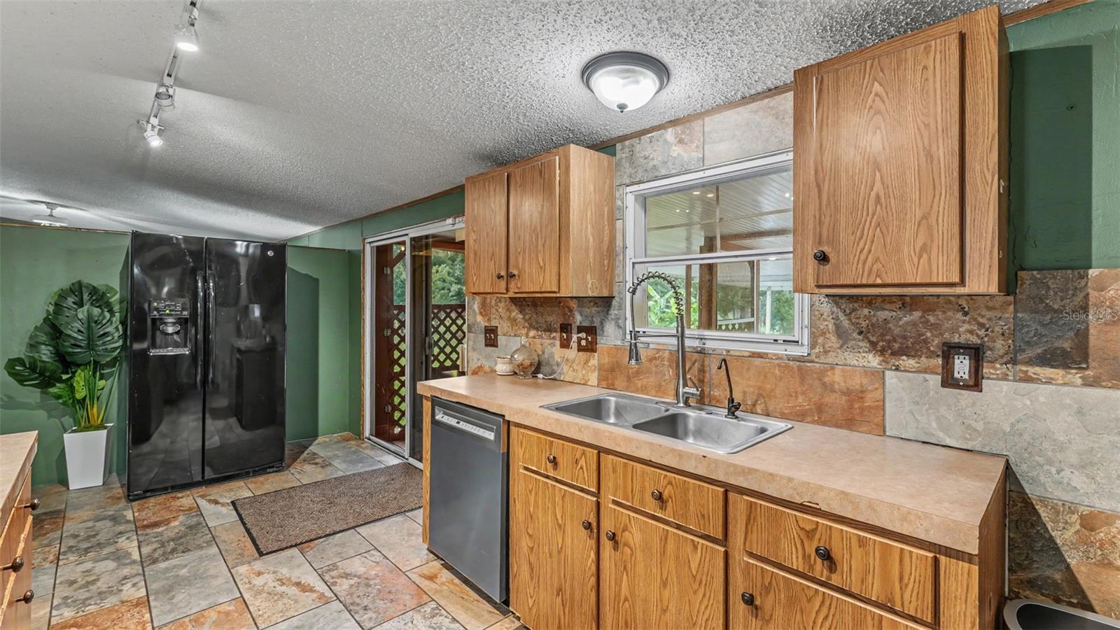 FORESTVIEW ESTATES - Residential