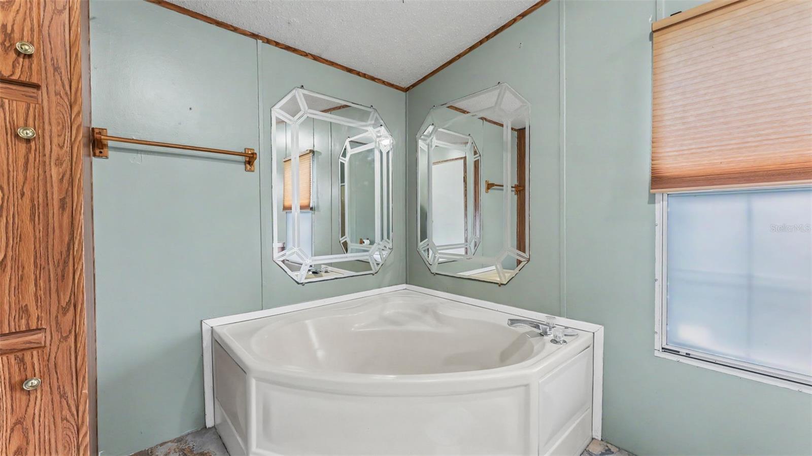 FORESTVIEW ESTATES - Residential
