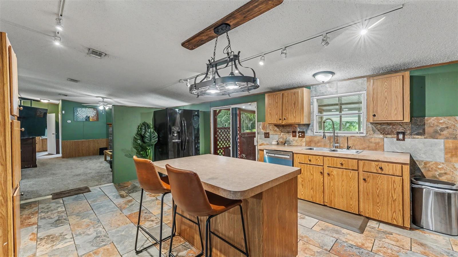 FORESTVIEW ESTATES - Residential