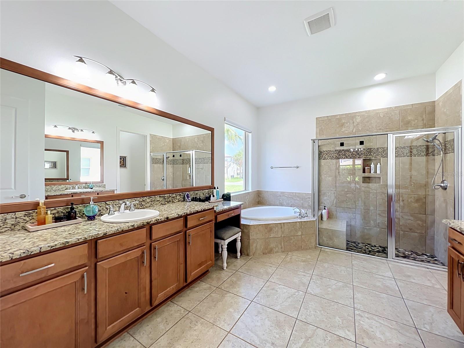 ROYAL CYPRESS PRESERVE - Residential
