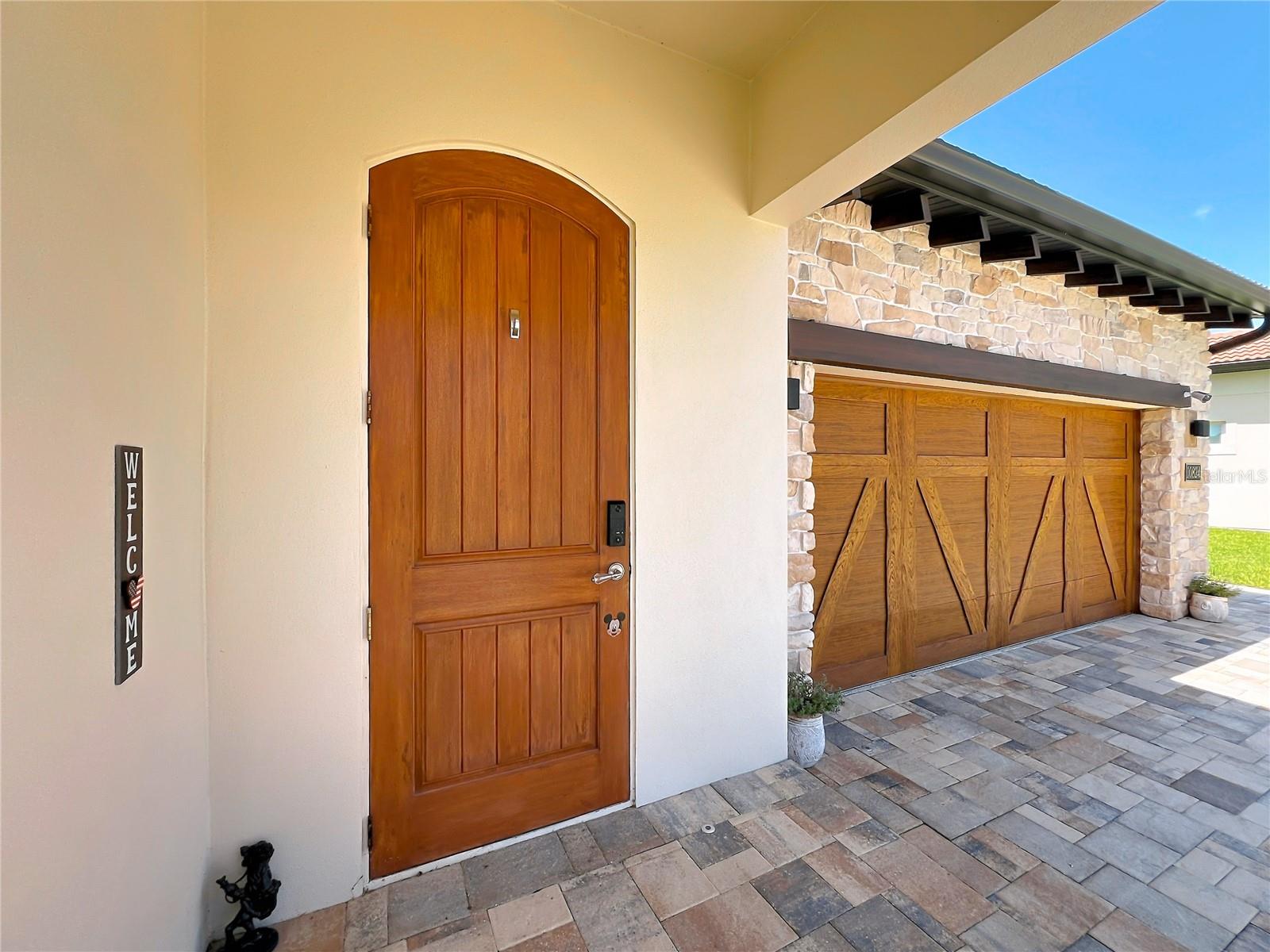 ROYAL CYPRESS PRESERVE - Residential